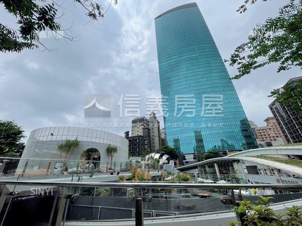 專任向上路近草悟道金店面房屋室內格局與周邊環境