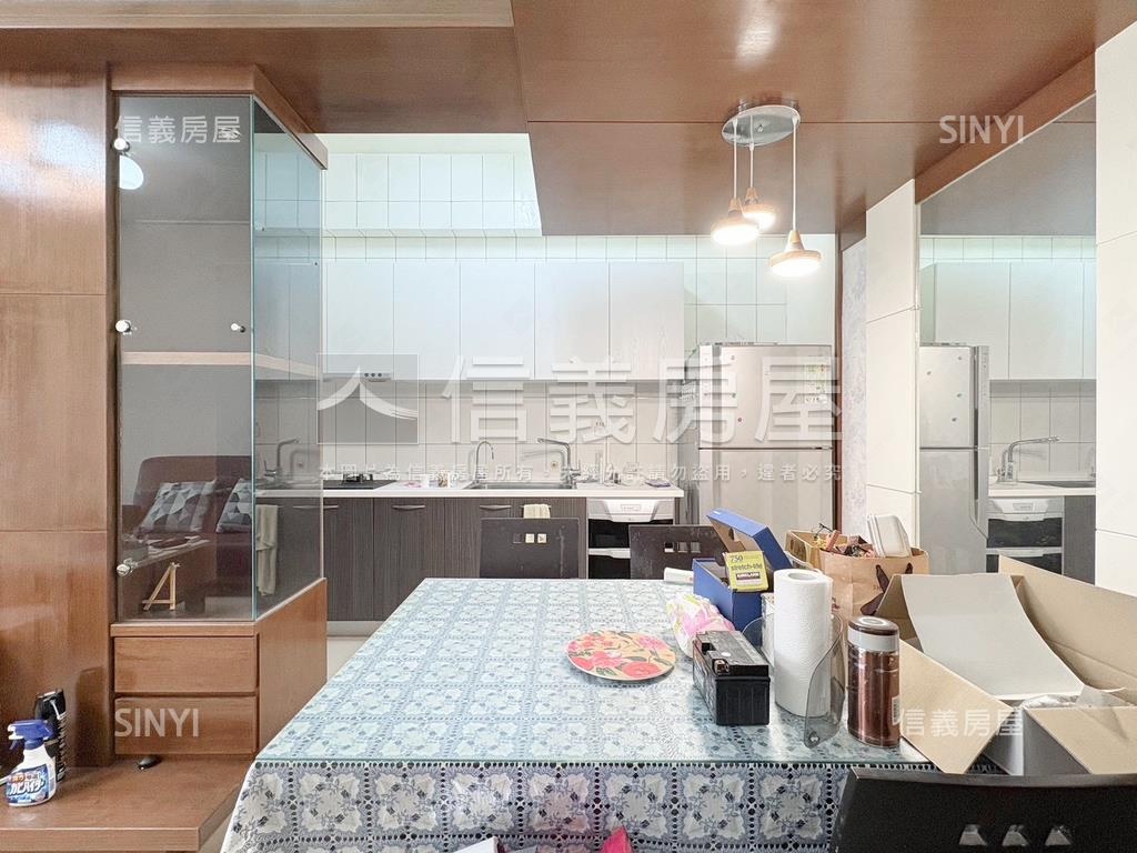 農十六現代京城｜三房平車房屋室內格局與周邊環境