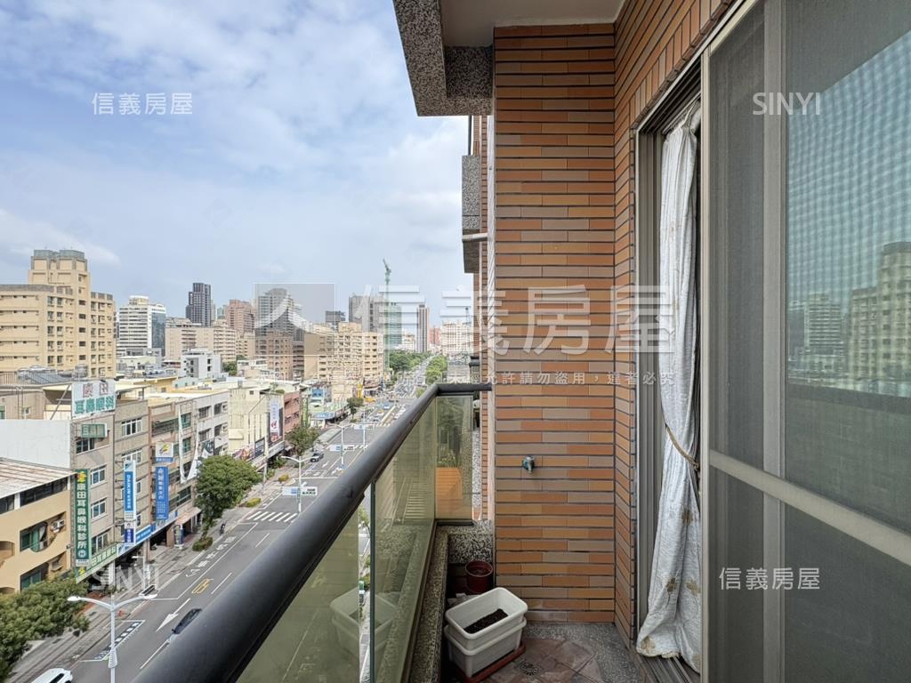 農十六現代京城｜三房平車房屋室內格局與周邊環境