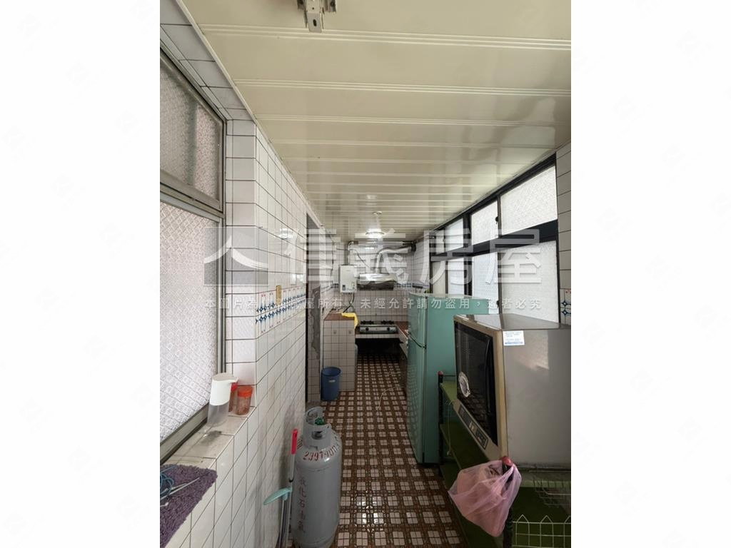 新豐四樓邊間公寓房屋室內格局與周邊環境