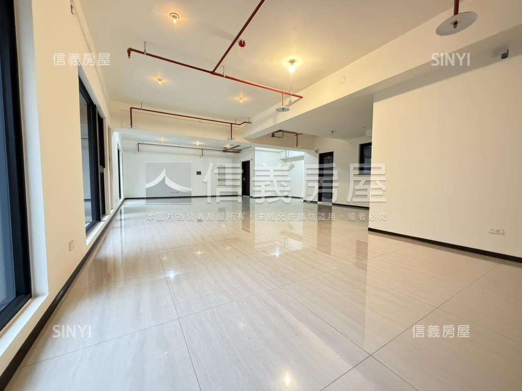 中正稀有新辦房屋室內格局與周邊環境