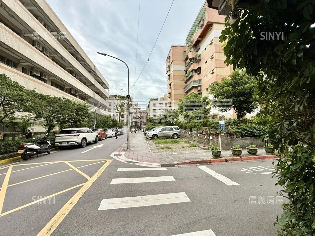 大三房明星學區低樓層三樓房屋室內格局與周邊環境