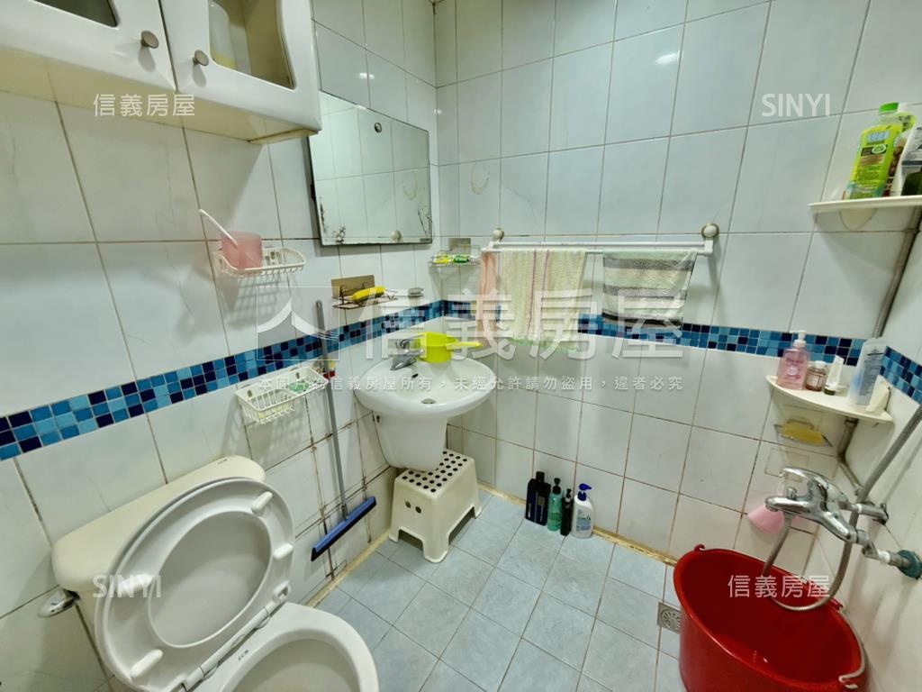 方正前後陽台大３房房屋室內格局與周邊環境