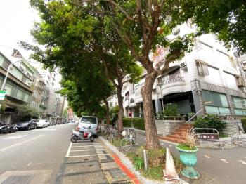 雙敦多功能店辦１樓