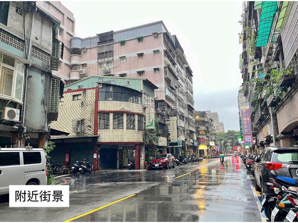 捷運六張犁陽光地下室房屋室內格局與周邊環境