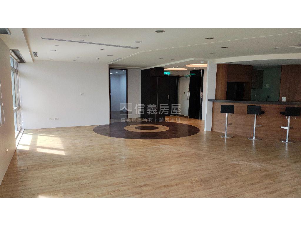 面河景觀辦公房屋室內格局與周邊環境