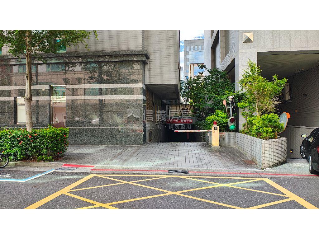 面河景觀辦公房屋室內格局與周邊環境