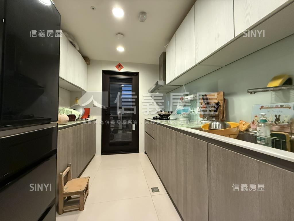 力麒。家家富富房屋室內格局與周邊環境