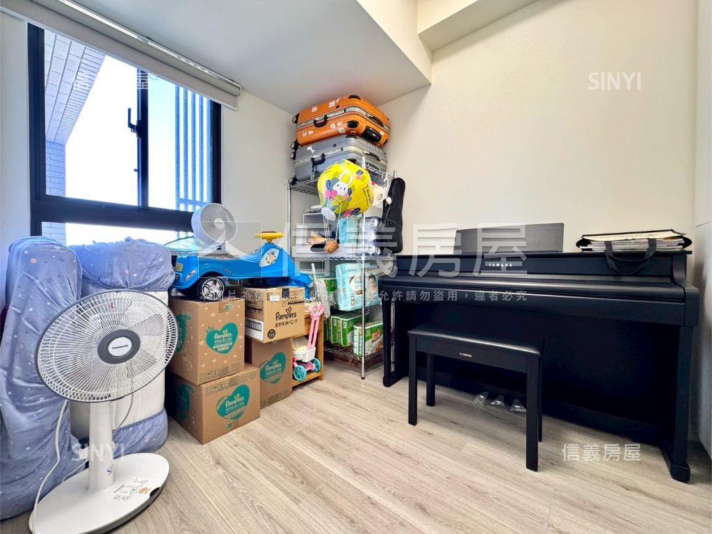 高樓層久樘四房稀有釋出！房屋室內格局與周邊環境