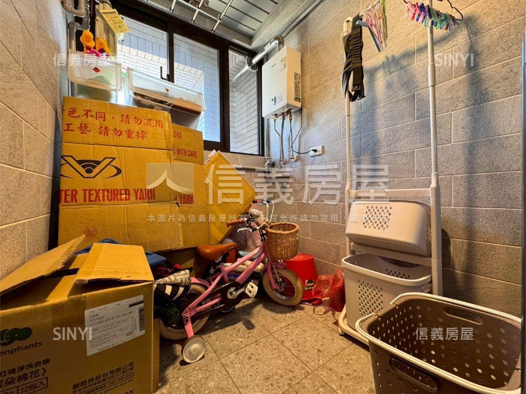 高樓層久樘四房稀有釋出！房屋室內格局與周邊環境