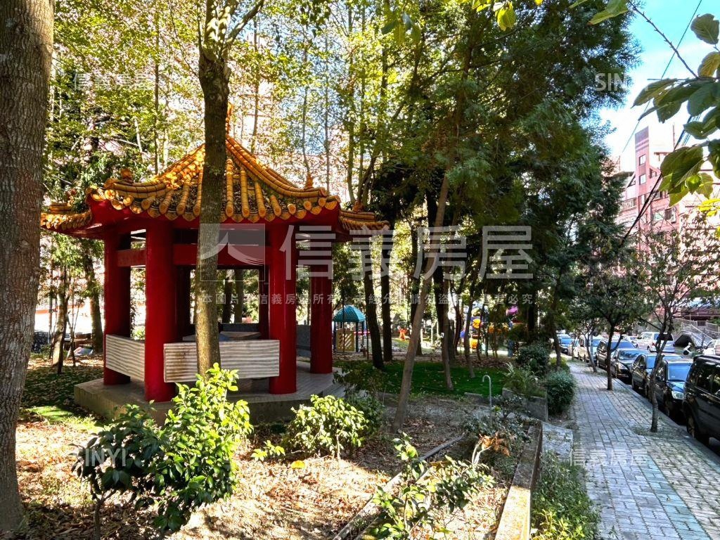 重新整理薇多綠雅３房房屋室內格局與周邊環境