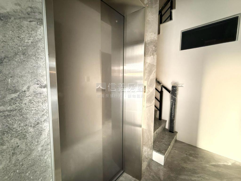 近水湳東松大鉅透天別墅房屋室內格局與周邊環境