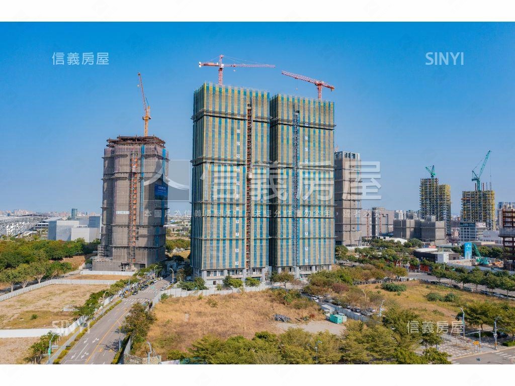 中央公園邊間２房平車房屋室內格局與周邊環境