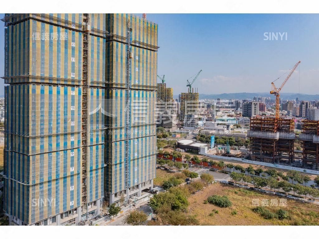 中央公園邊間２房平車房屋室內格局與周邊環境