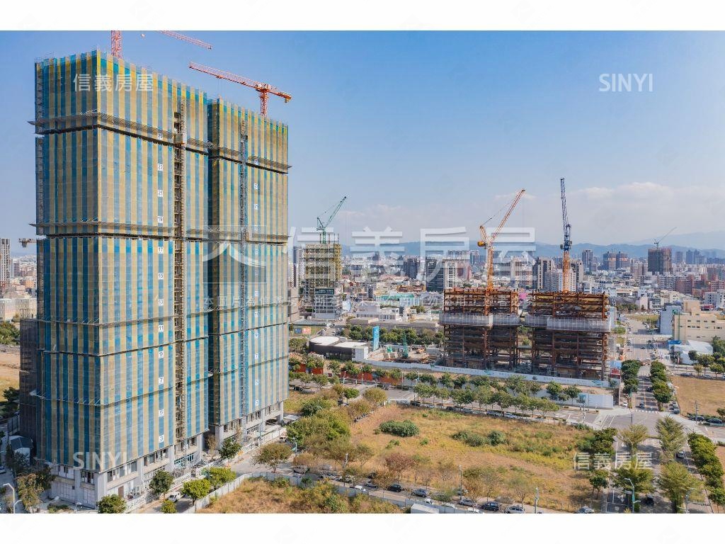 中央公園邊間２房平車房屋室內格局與周邊環境