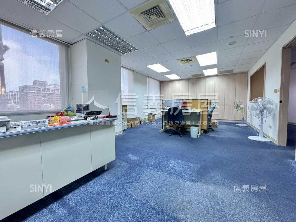 亞太大樓商辦附車位房屋室內格局與周邊環境
