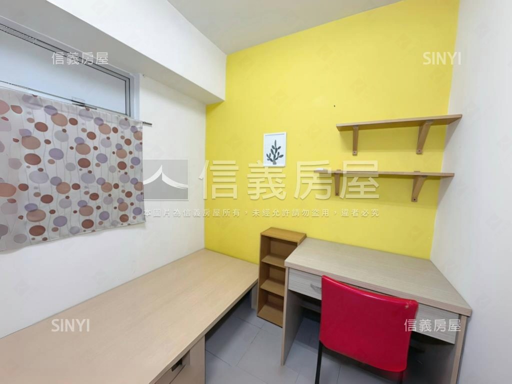 近高醫＊整棟收租金雞母房屋室內格局與周邊環境