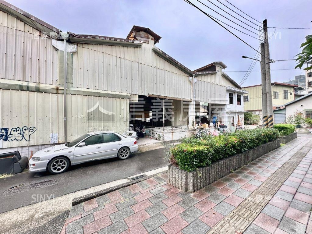 近捷運民有市場用地房屋室內格局與周邊環境