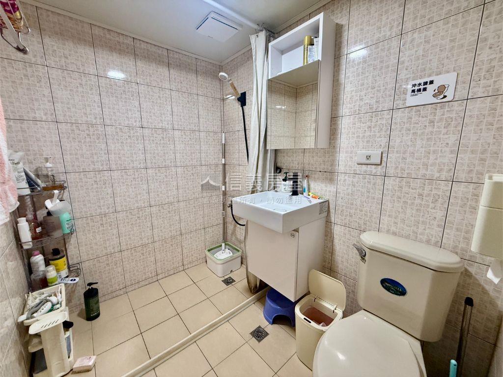 低於行情三房房屋室內格局與周邊環境