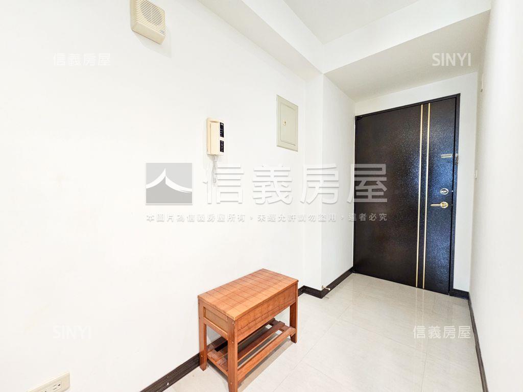 近元生國小高樓層三房車位房屋室內格局與周邊環境