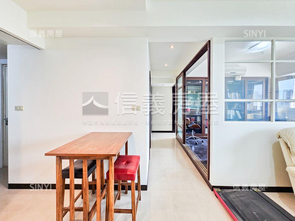 近元生國小高樓層三房車位房屋室內格局與周邊環境