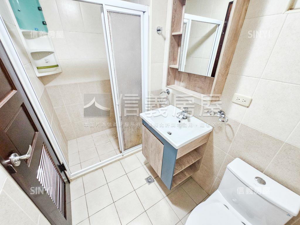 近元生國小高樓層三房車位房屋室內格局與周邊環境