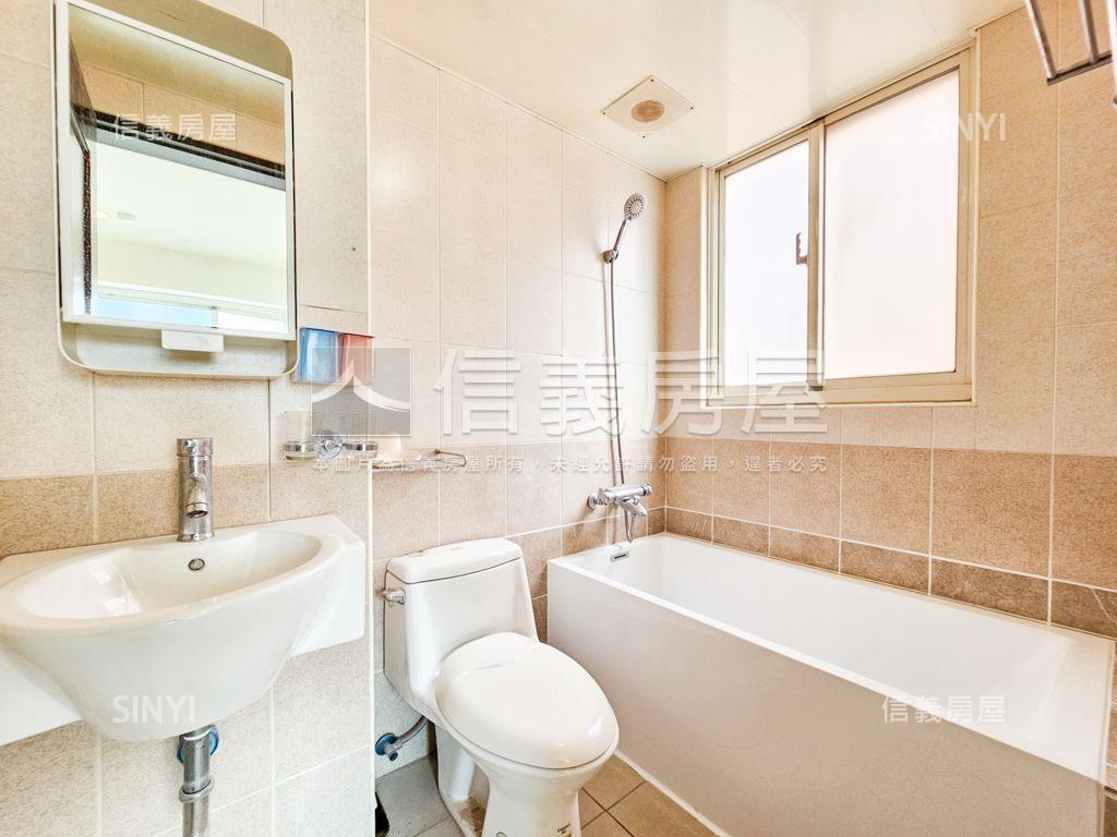 近元生國小高樓層三房車位房屋室內格局與周邊環境