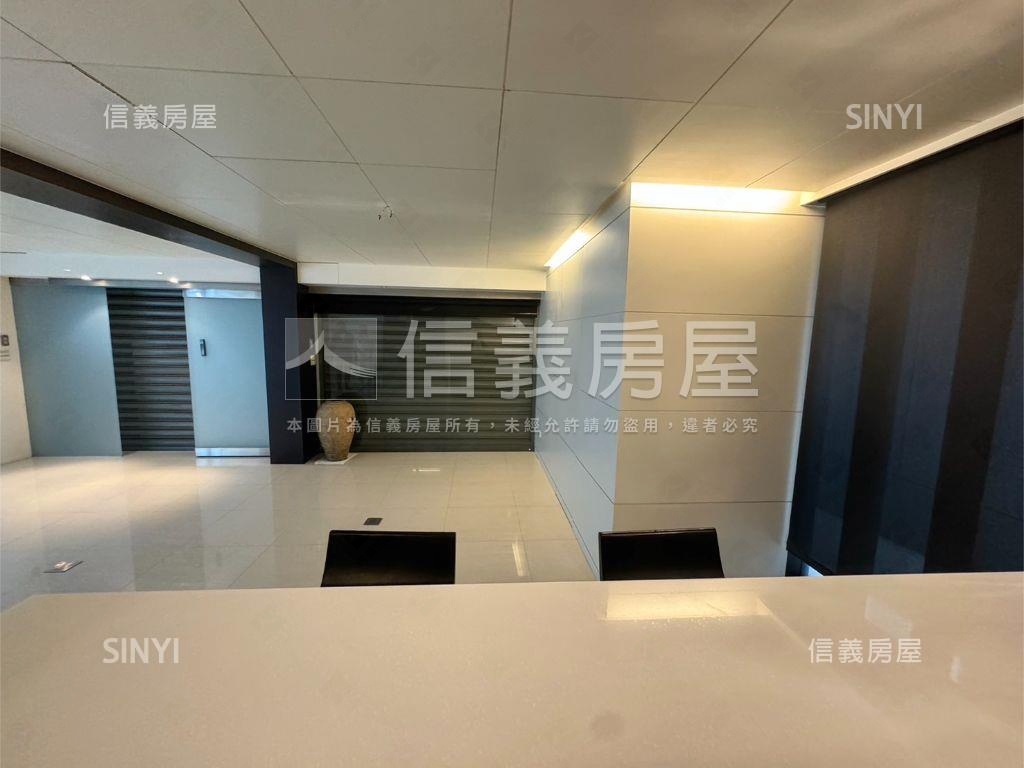 仁愛葉慈崗石名邸房屋室內格局與周邊環境