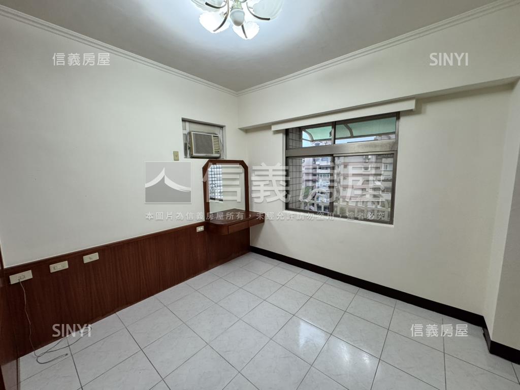 新接⭐美堤三房美宅房屋室內格局與周邊環境