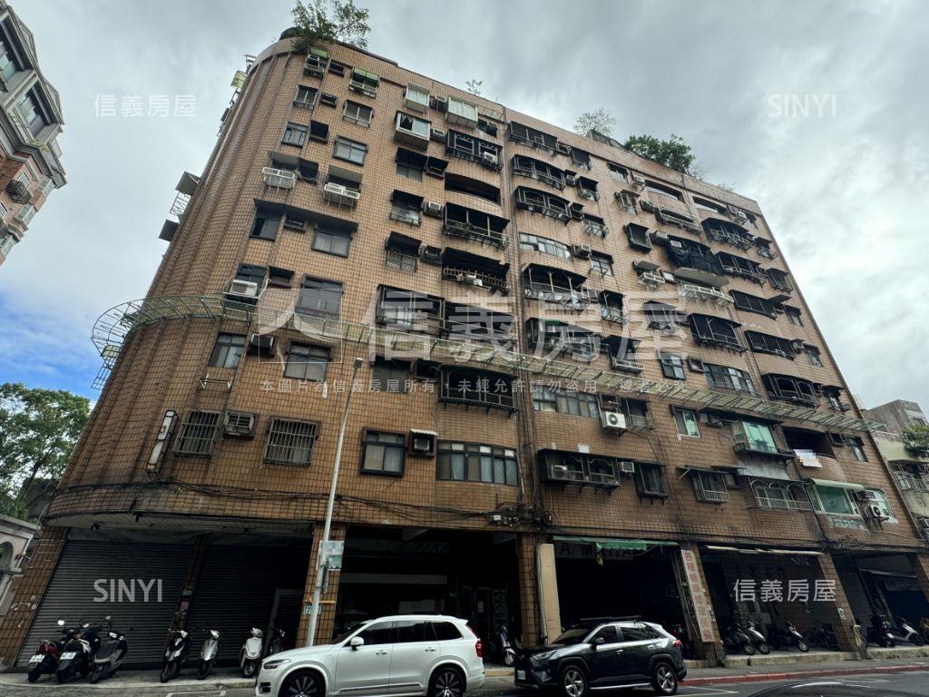 中國名門改建大樓房屋室內格局與周邊環境