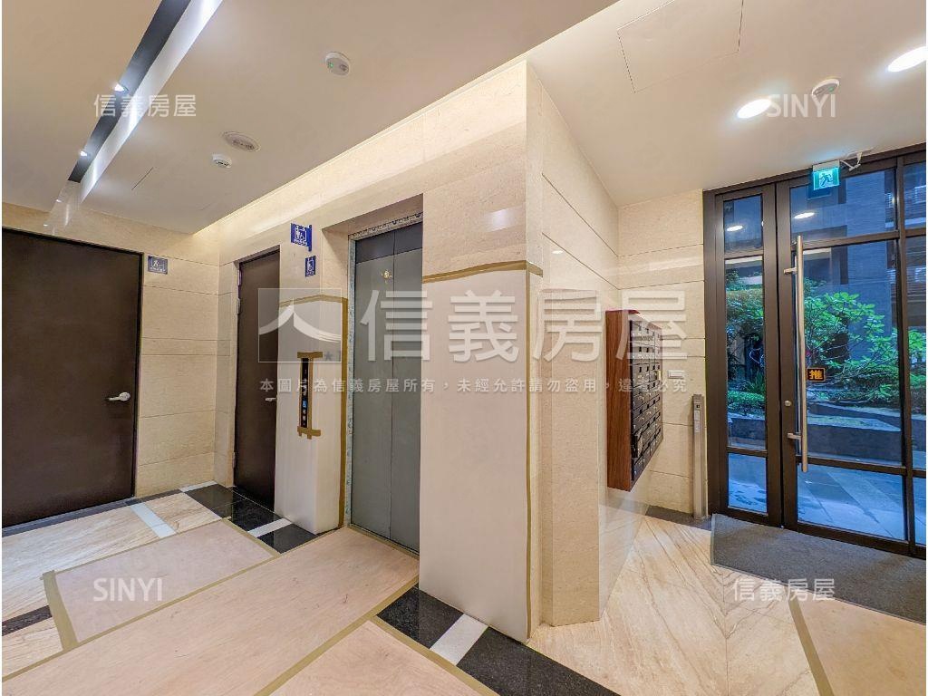 合峰曜境美裝潢２房大車位房屋室內格局與周邊環境