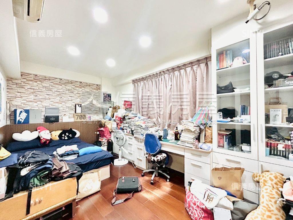 南屯大墩高第臨路透天房屋室內格局與周邊環境