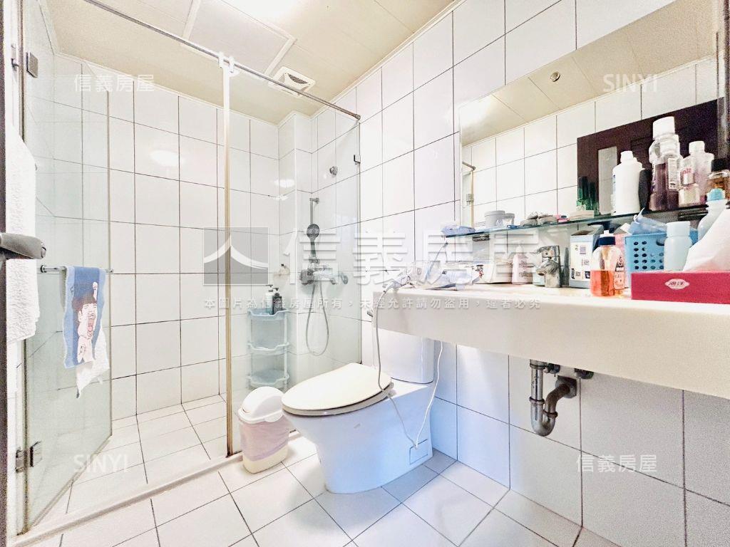 南屯大墩高第臨路透天房屋室內格局與周邊環境