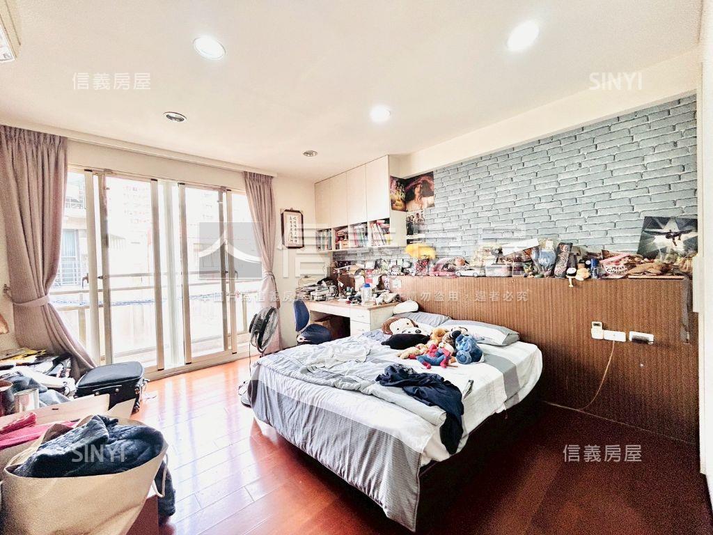 南屯大墩高第臨路透天房屋室內格局與周邊環境