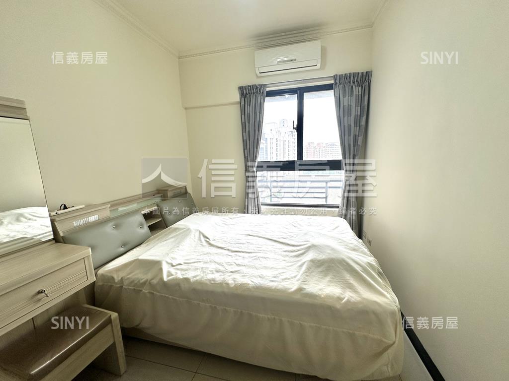 榮耀精美兩房車位房屋室內格局與周邊環境