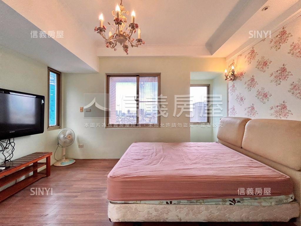 上城樓中樓平車位房屋室內格局與周邊環境