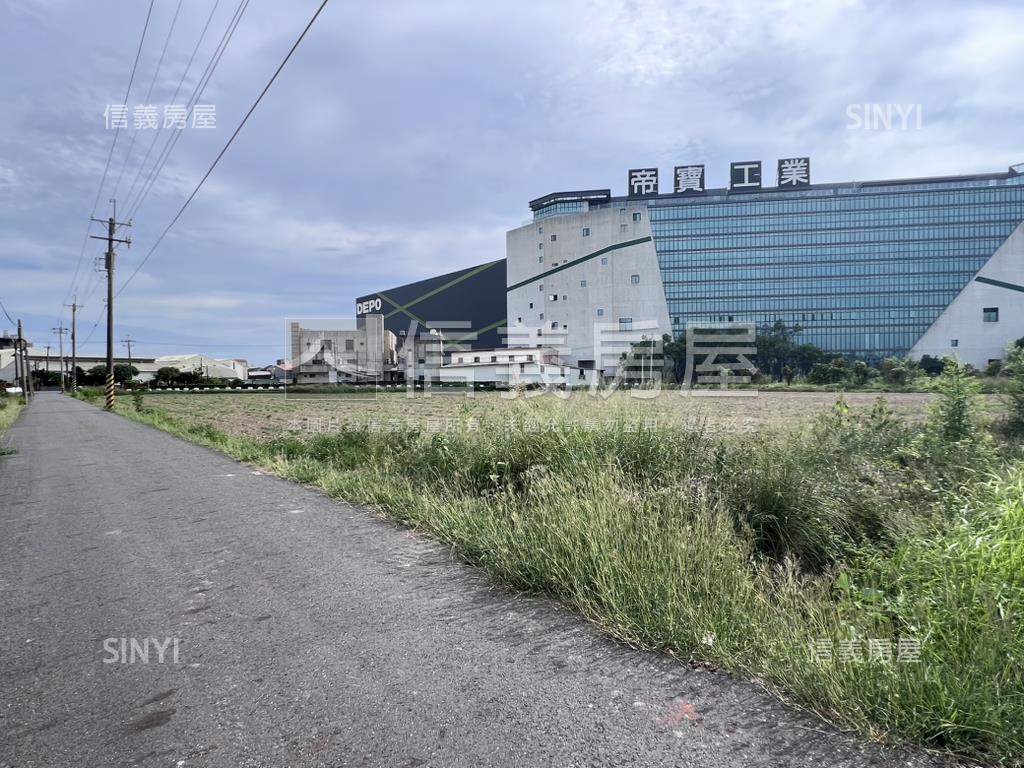 新營交流道願景土地房屋室內格局與周邊環境