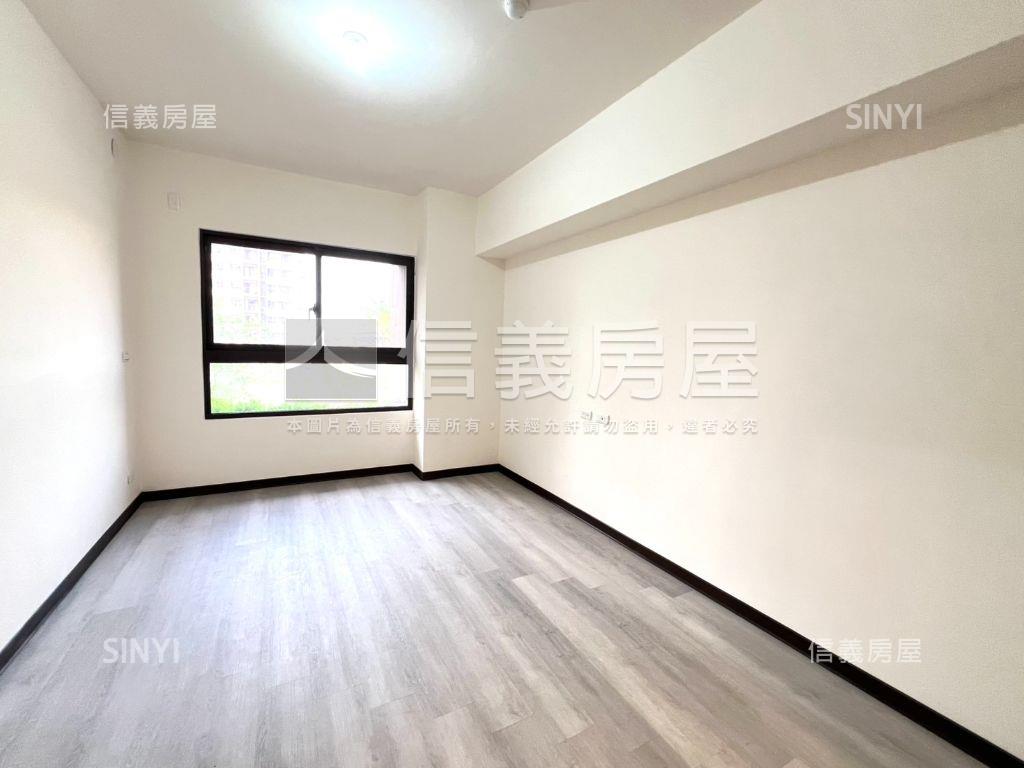 市鎮之櫻三房平車露臺戶房屋室內格局與周邊環境