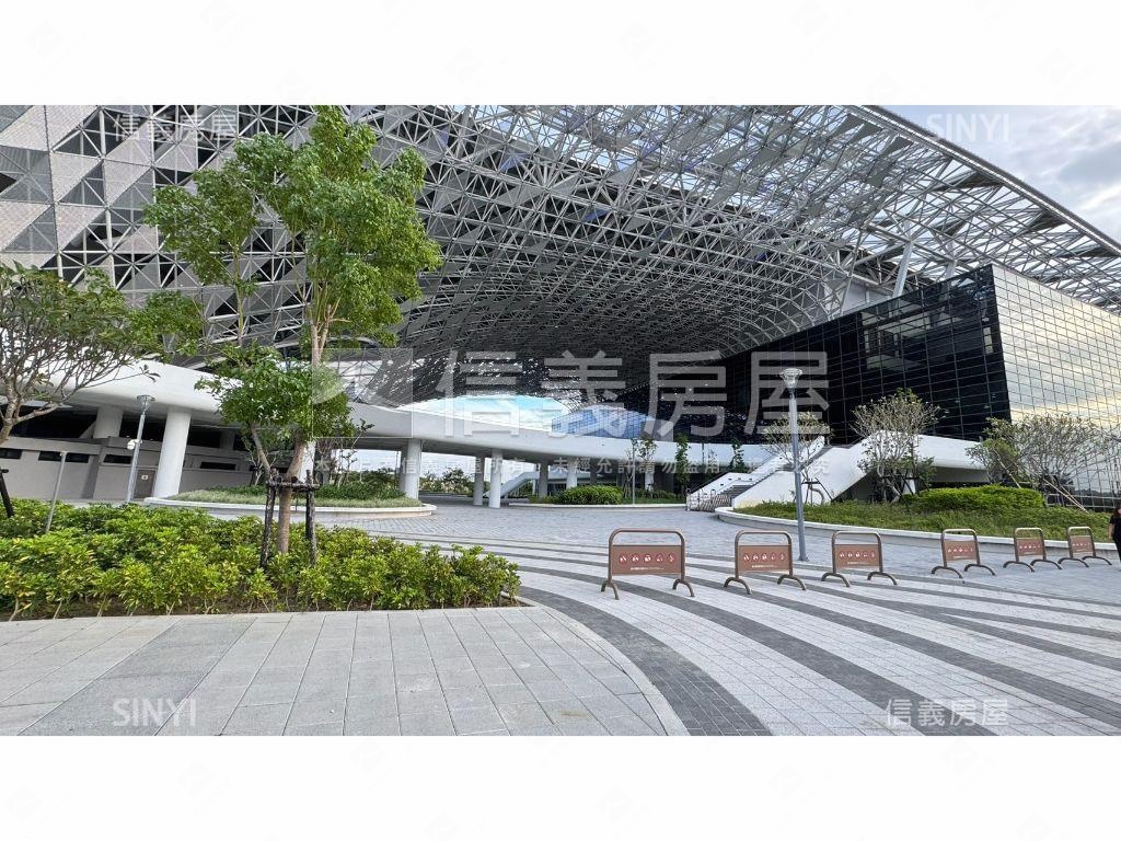 近水湳經貿邊間大地坪Ａ房屋室內格局與周邊環境