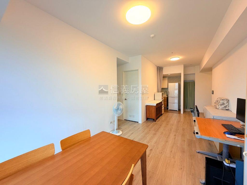 園首之道三房高樓景觀宅房屋室內格局與周邊環境