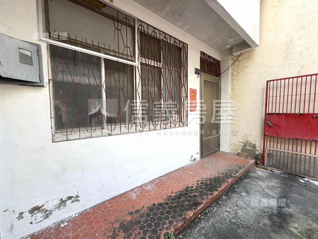 黎明新村透天歡迎鑑賞房屋室內格局與周邊環境