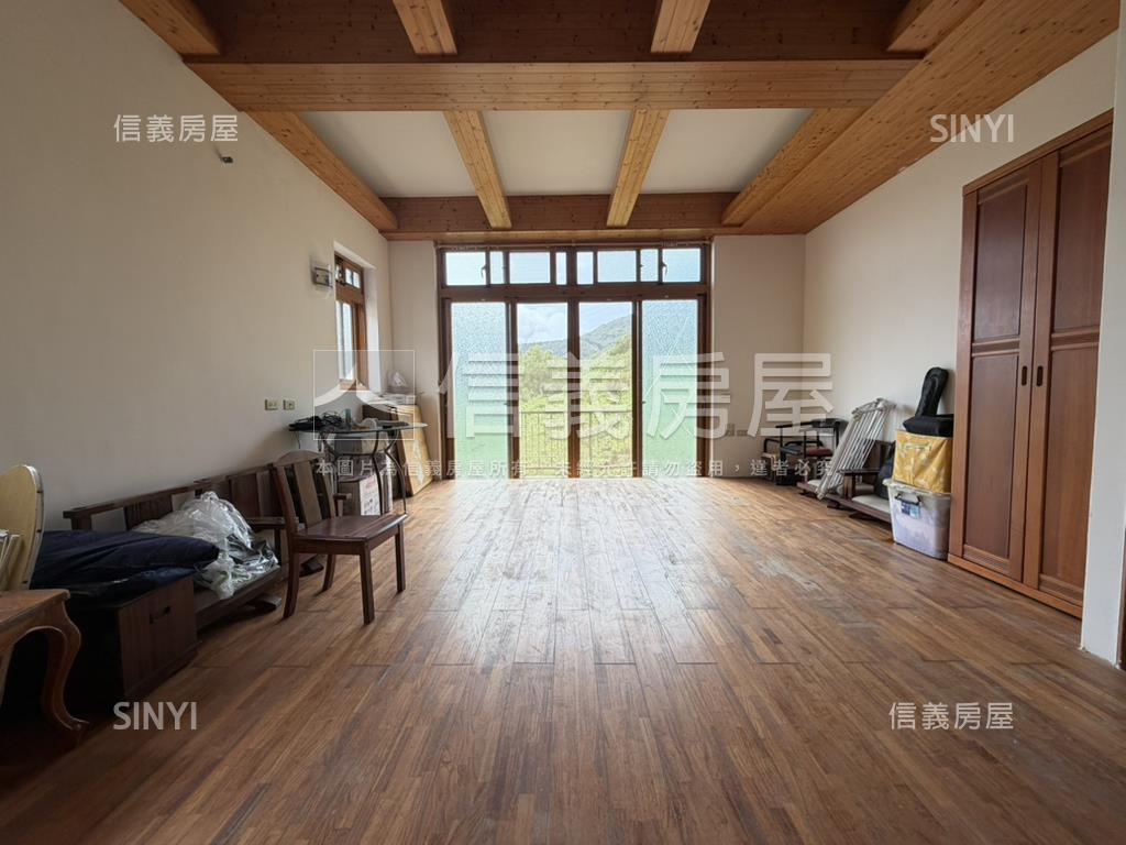 山景傳家隱私大別墅房屋室內格局與周邊環境