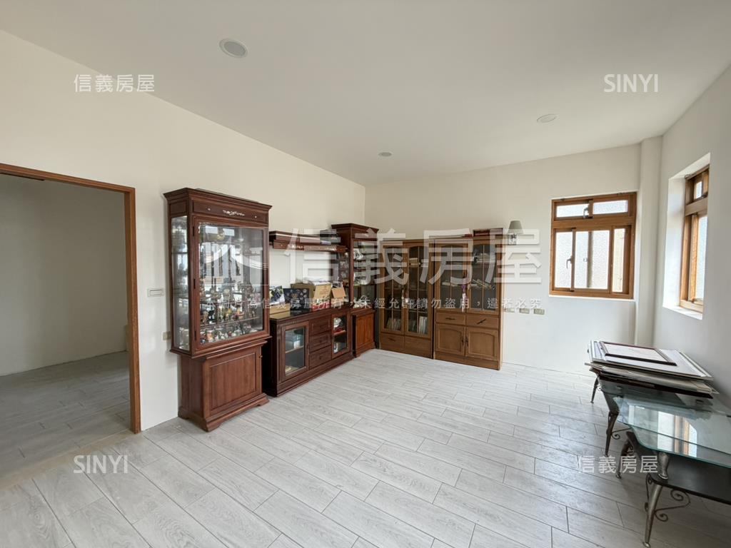 山景傳家隱私大別墅房屋室內格局與周邊環境