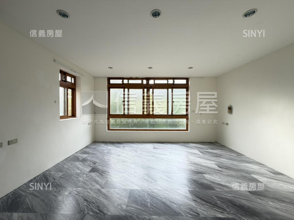 山景傳家隱私大別墅房屋室內格局與周邊環境