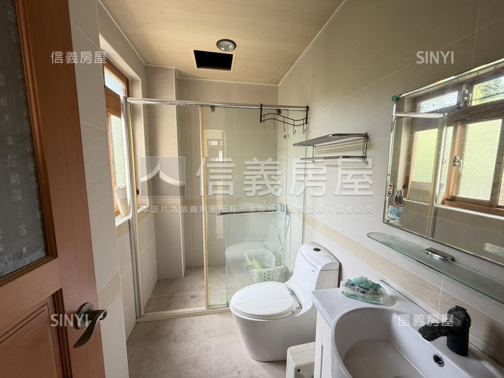山景傳家隱私大別墅房屋室內格局與周邊環境