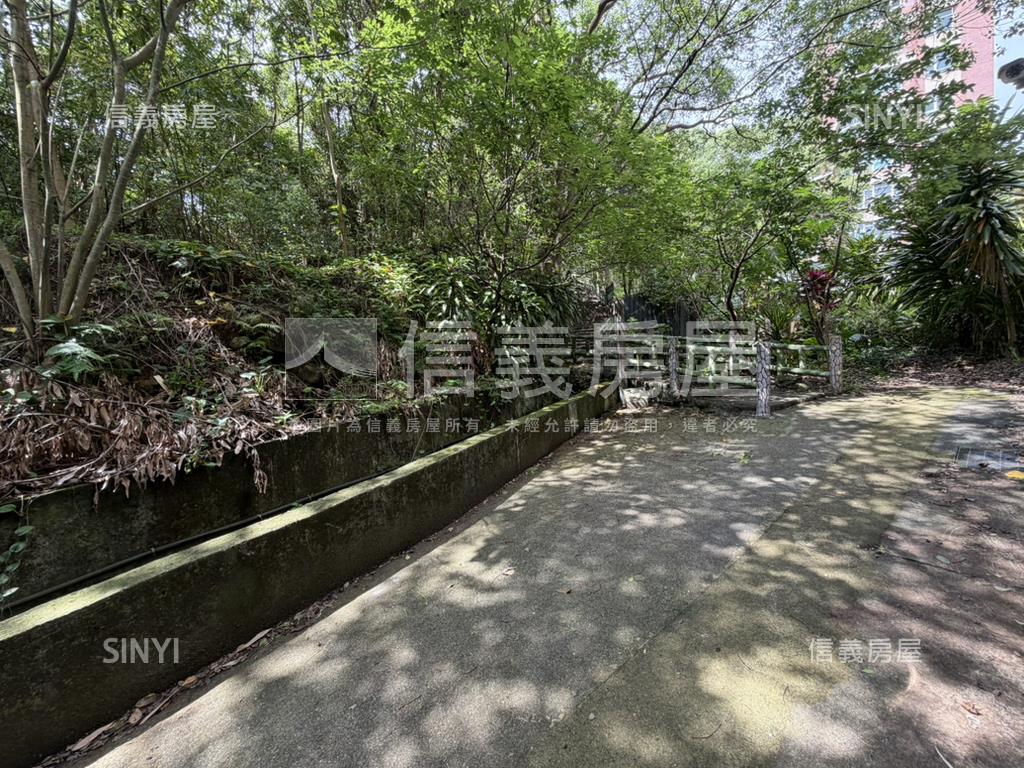 山景傳家隱私大別墅房屋室內格局與周邊環境