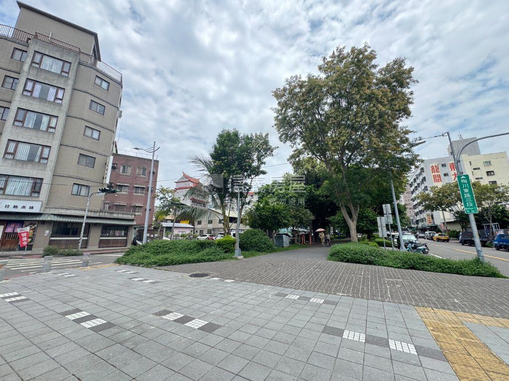夯！專任。梅川園道二房耶房屋室內格局與周邊環境