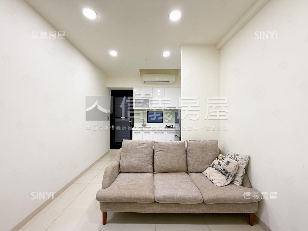 鼎山輕軌兩房兩衛高樓車位房屋室內格局與周邊環境