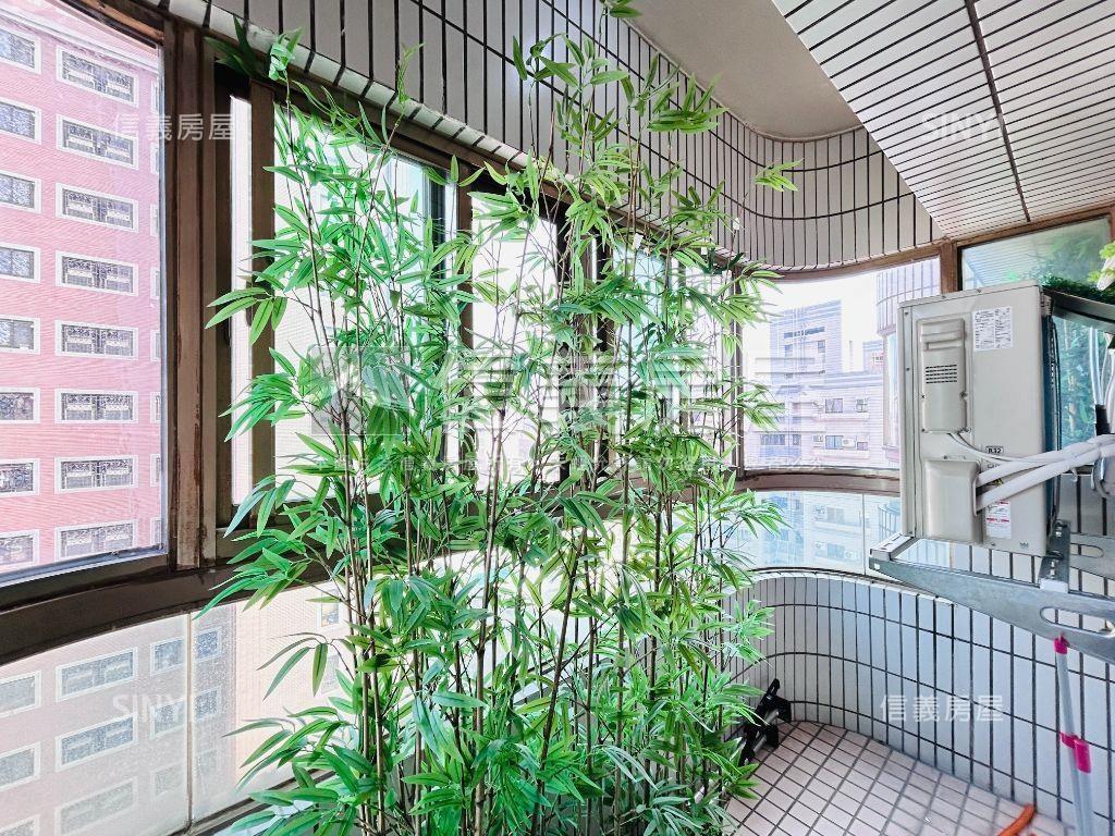 國泰維也納高樓層面公園房屋室內格局與周邊環境