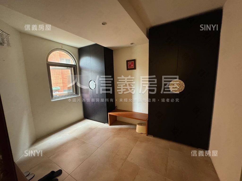 天母七段格調大戶房屋室內格局與周邊環境